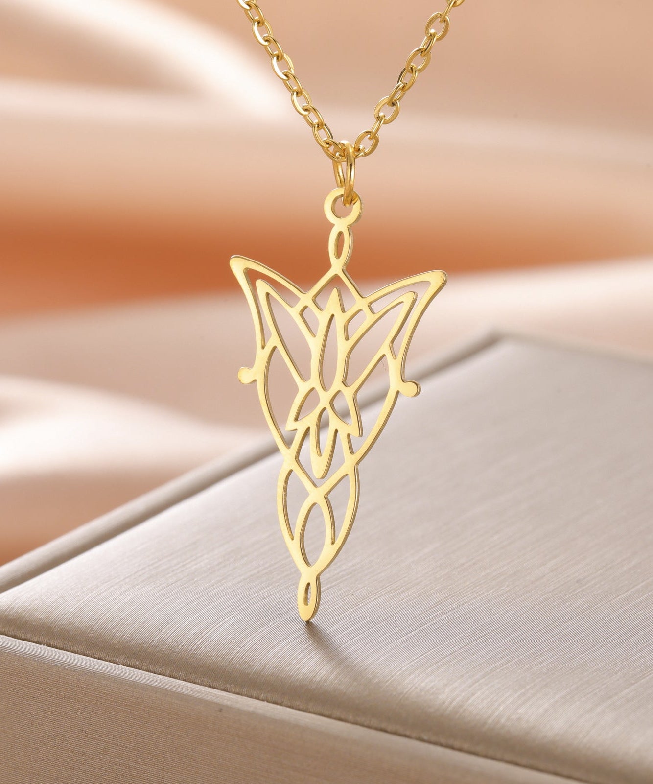 Party Pendant
